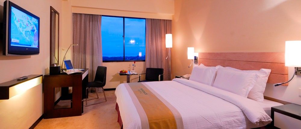 Borneo Royale Hotel Tawau Extérieur photo