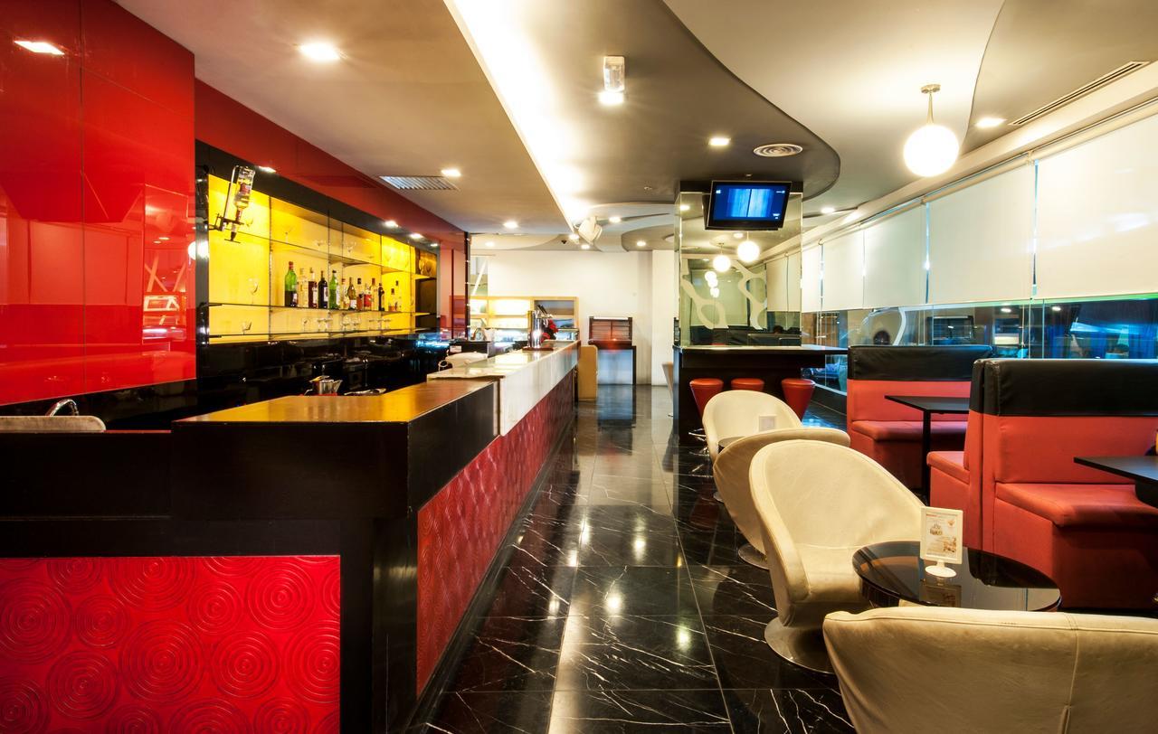 Borneo Royale Hotel Tawau Extérieur photo