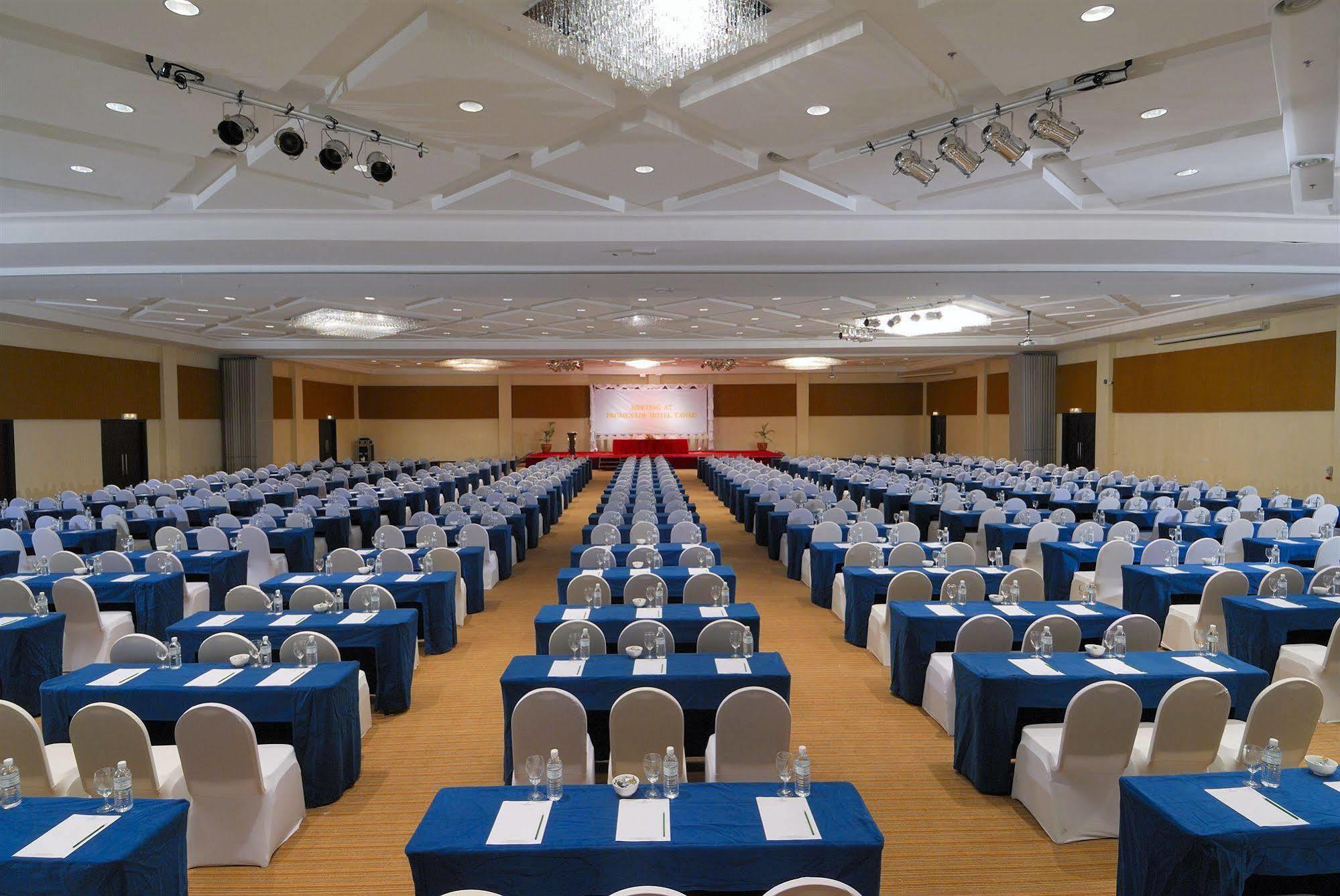 Borneo Royale Hotel Tawau Extérieur photo